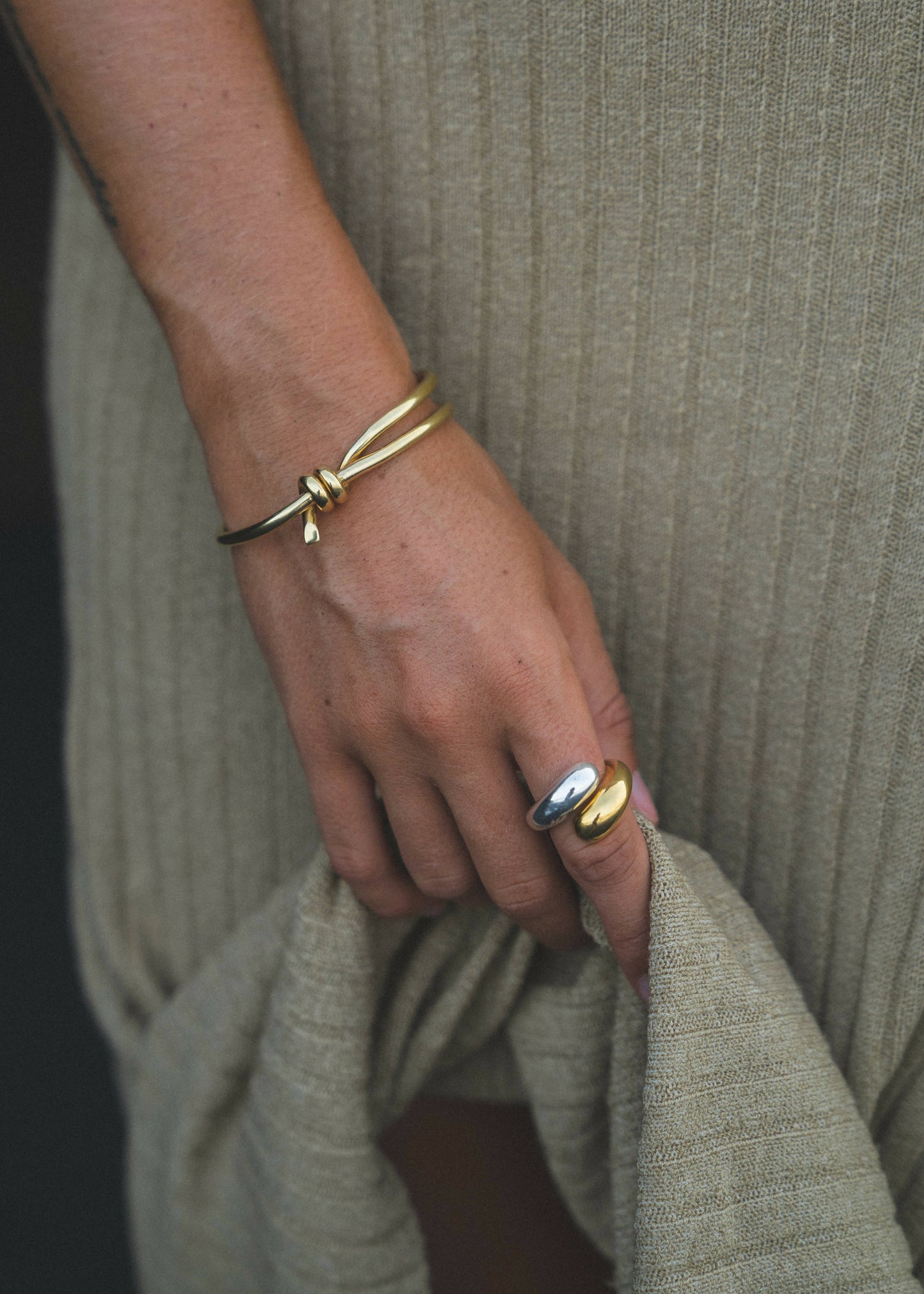 Bracelet-node