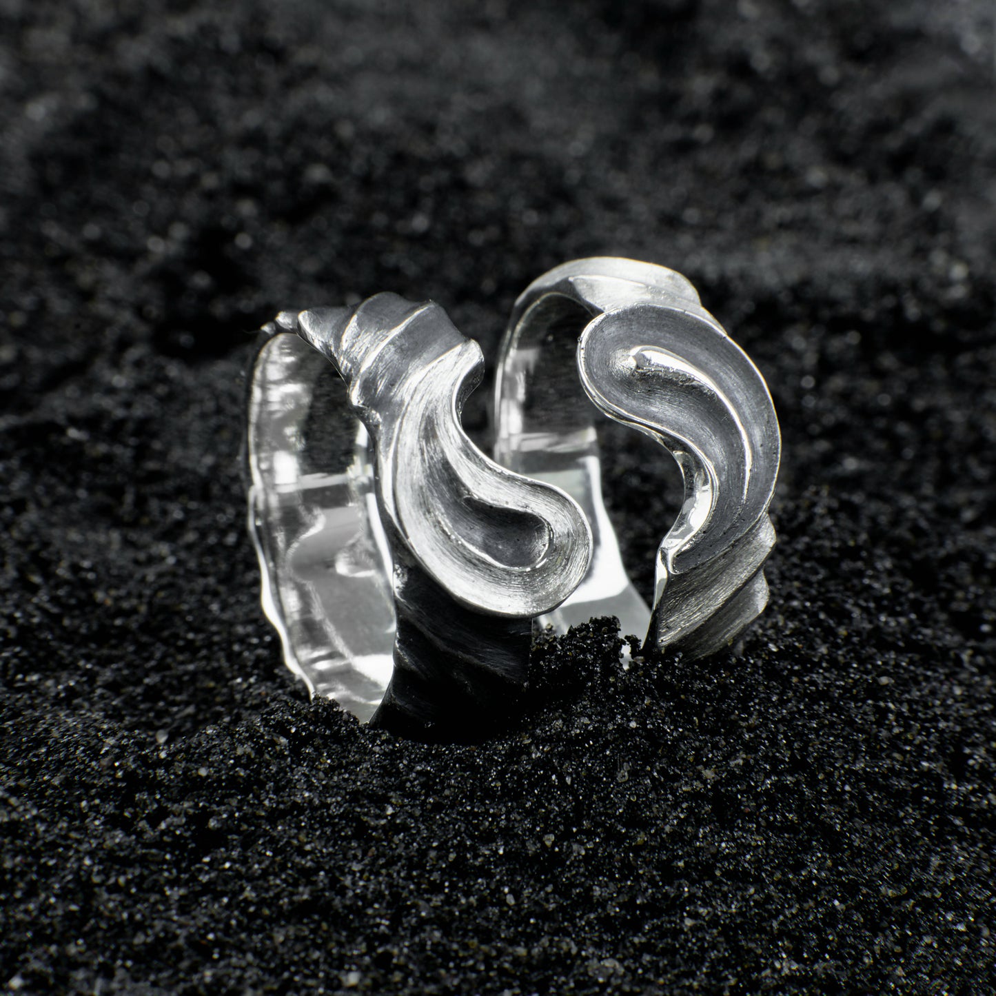 "Yin Yang" double ring
