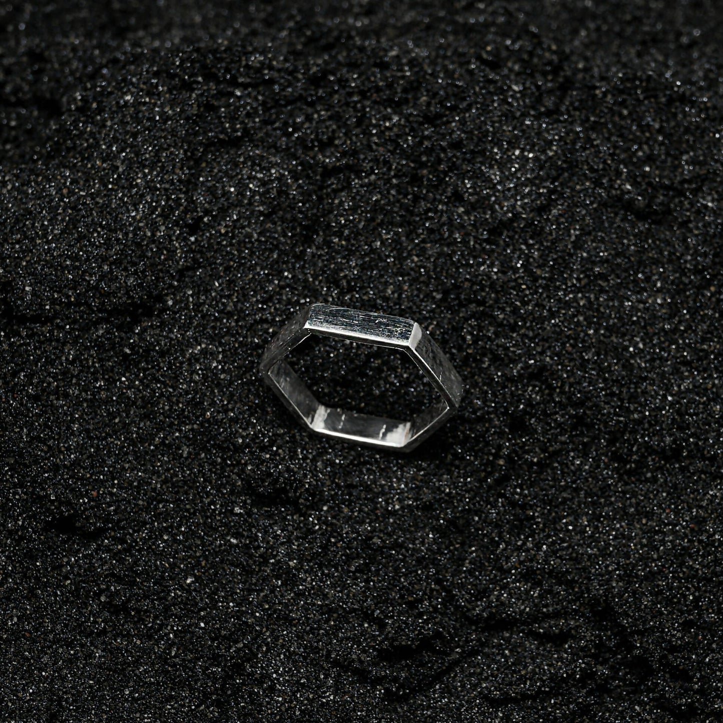 "Hexagon" ring