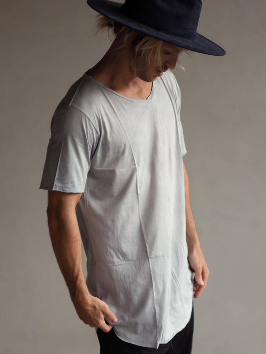 Hand dyed blue ultra lite v-neck - hedonist.bali