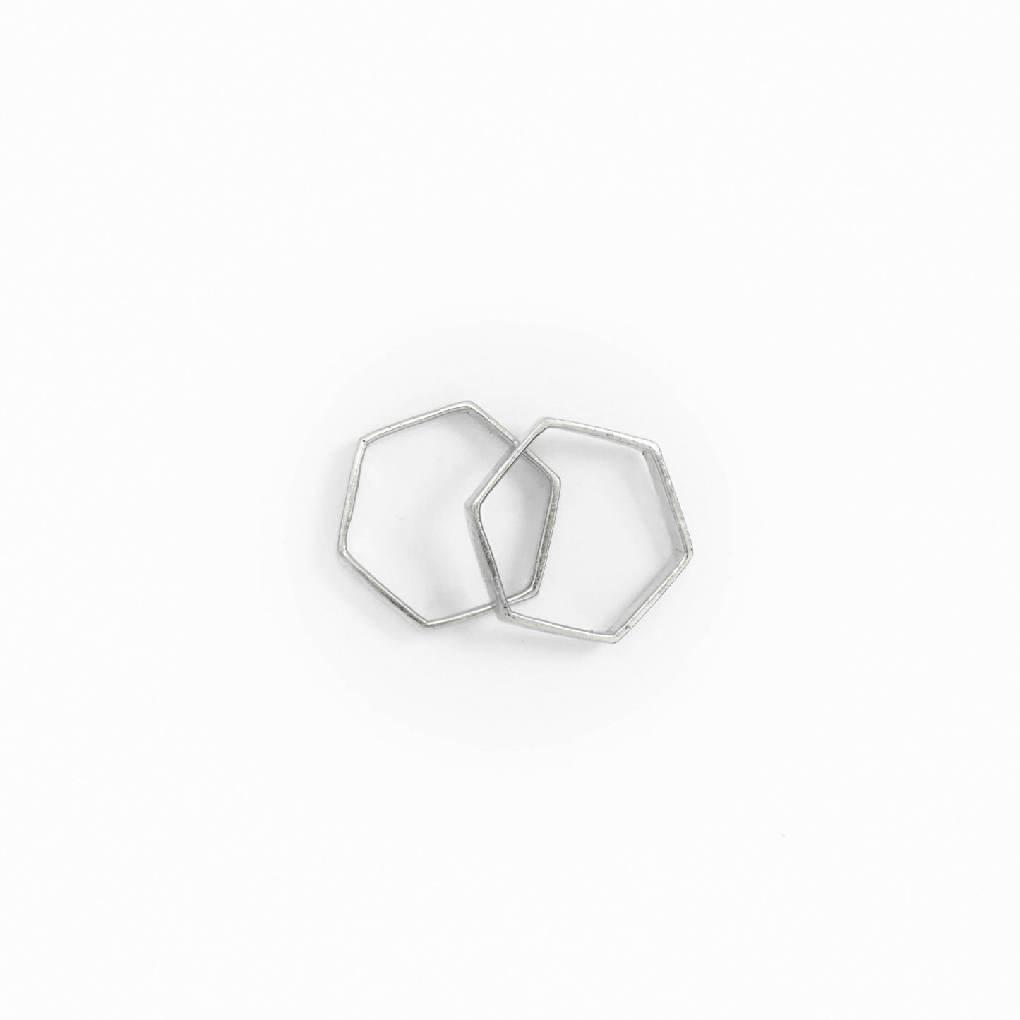 "Hexagon" ring