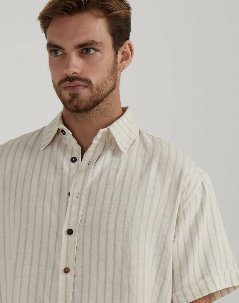 Date night short sleeve linen shirt