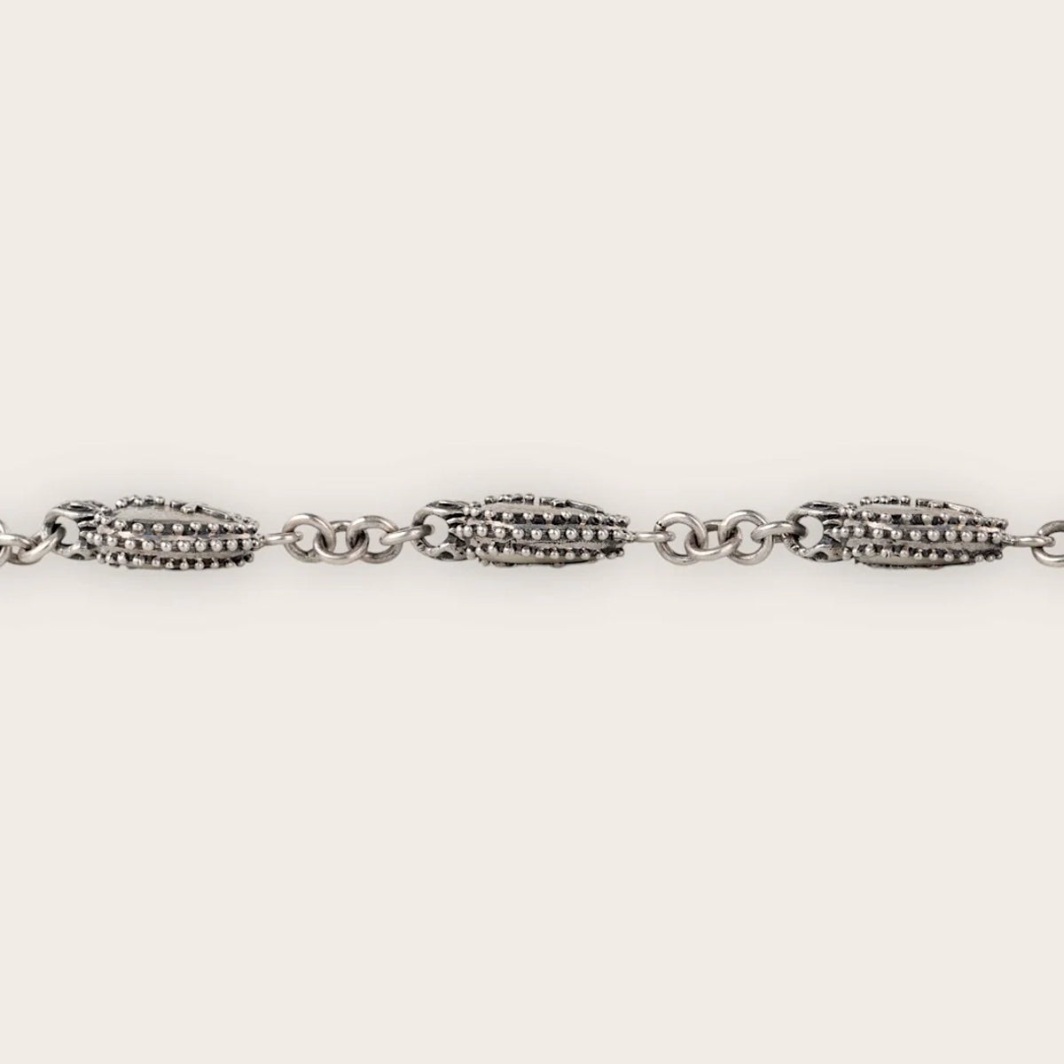 FIREHEART CURB BRACELET IN SILVER