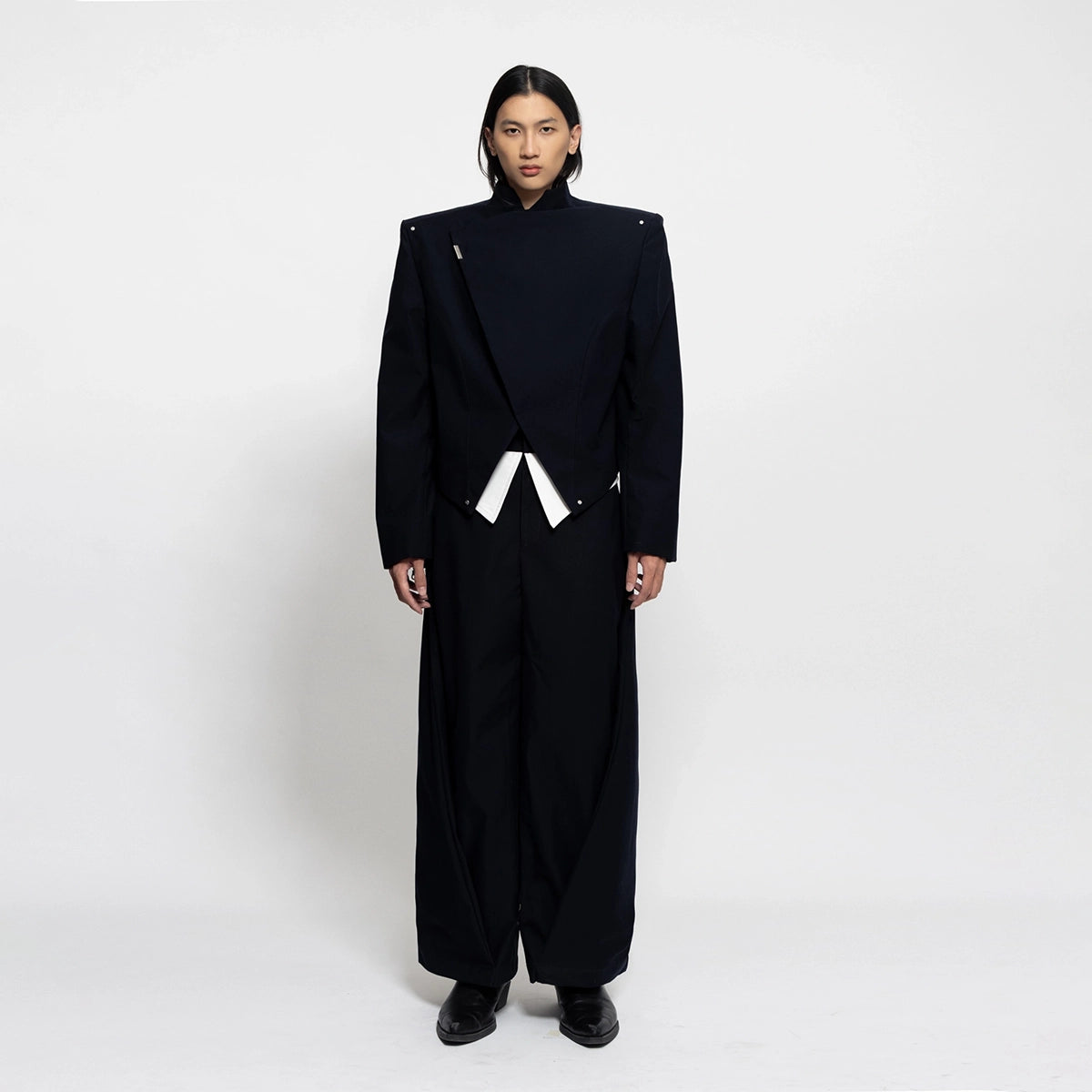 ANGULAR BOXY BESKAP NAVY