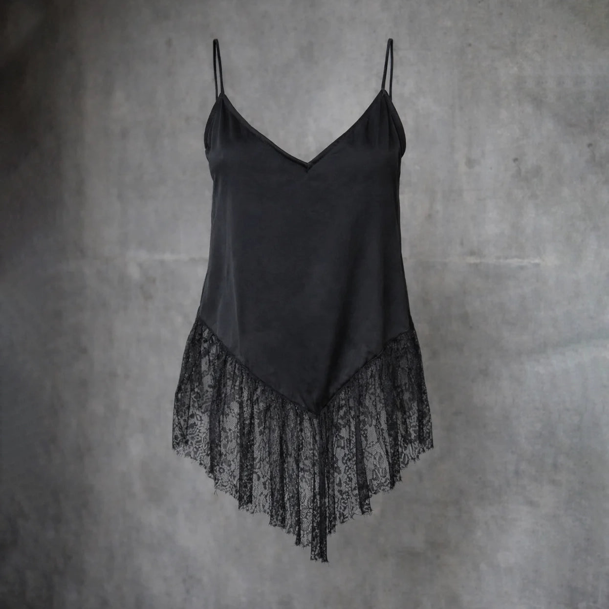 Mutu Lace Top