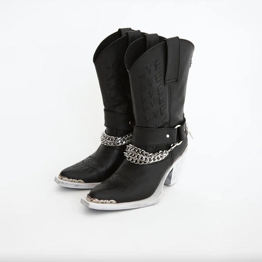 Cowboy boots with removable bracelets