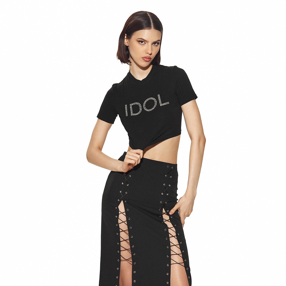 SKIRT WITH GROMMETS