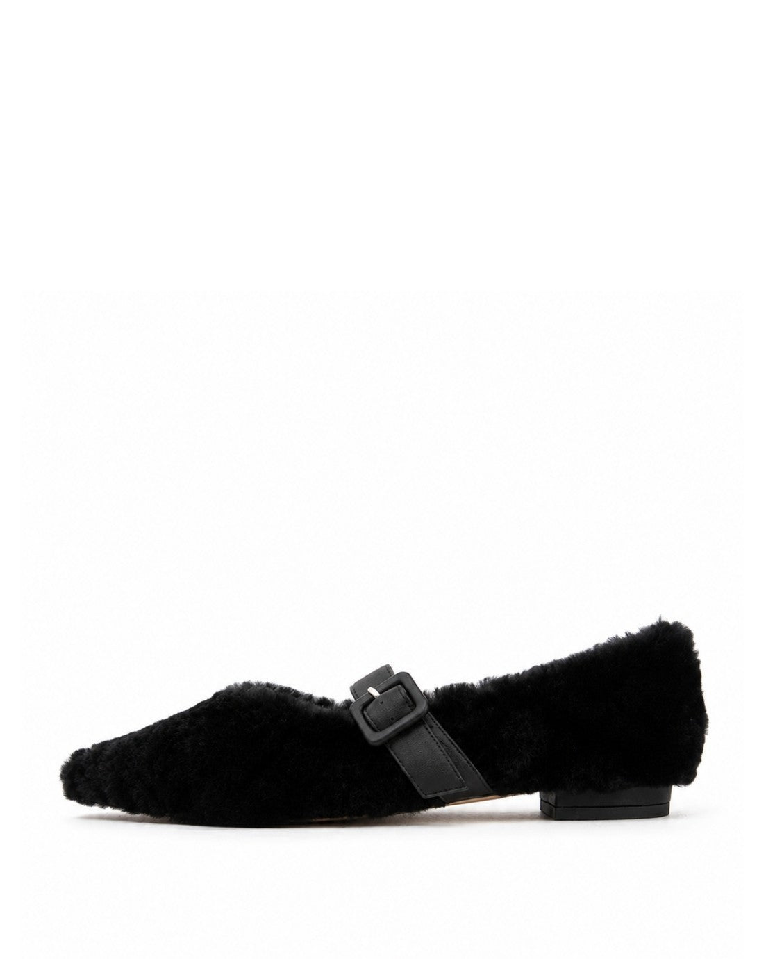 Black Shearling Flats — Muzeum