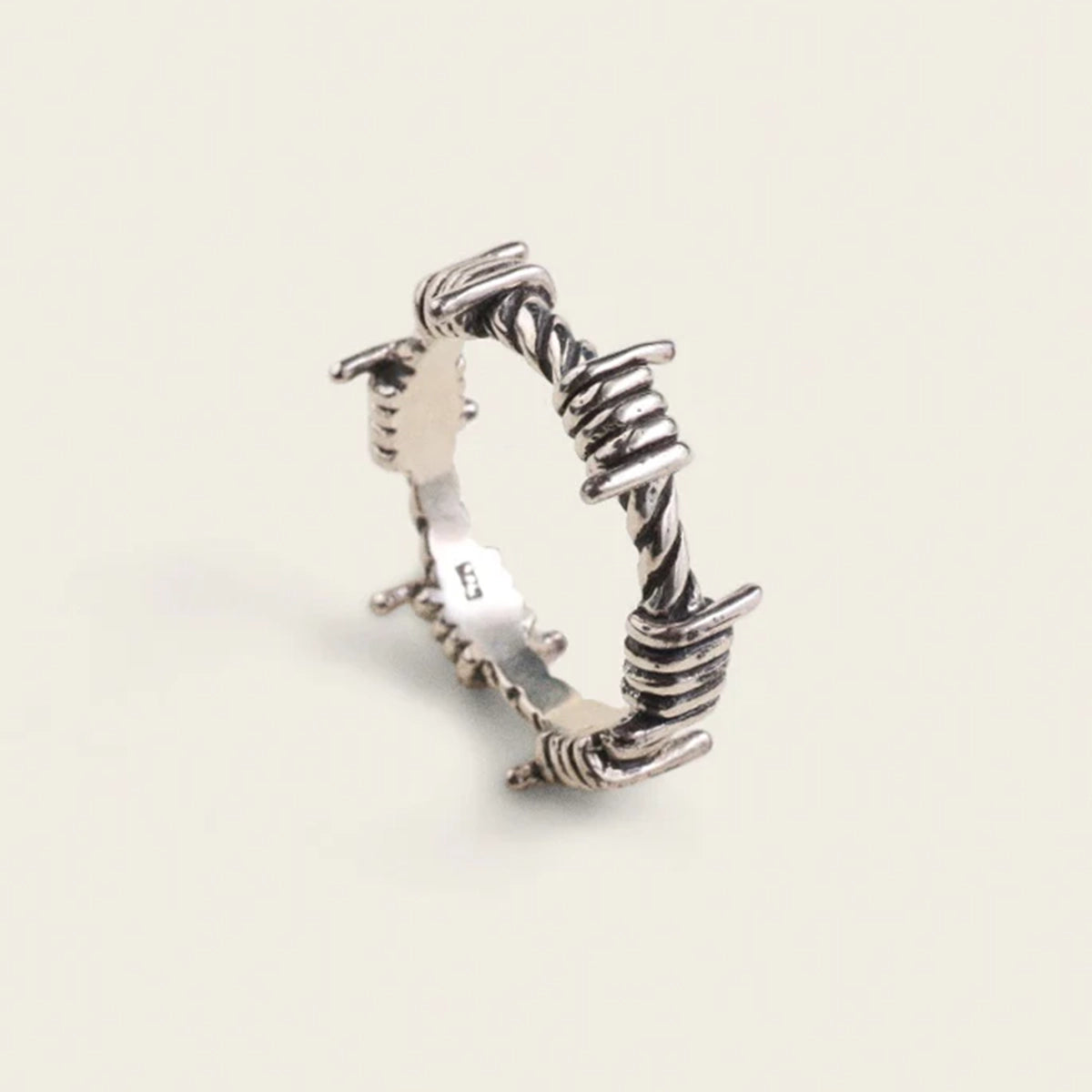 BARB WIRE RING IN SILVER