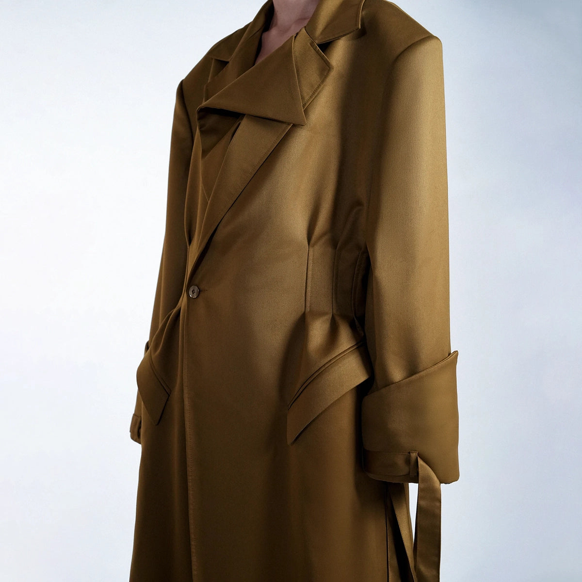 COAT GOLD