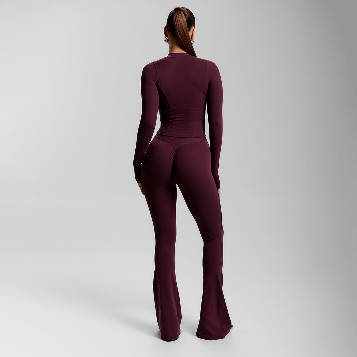 MODEL P02.28.1 SET BURGUNDY