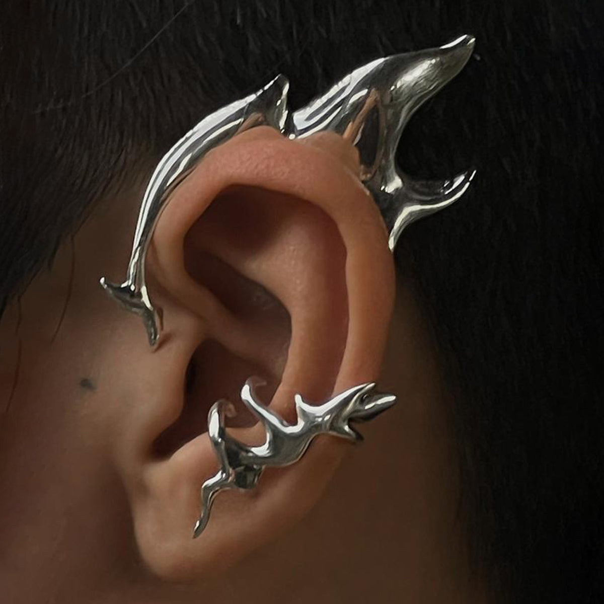 TE-06 Earcuff