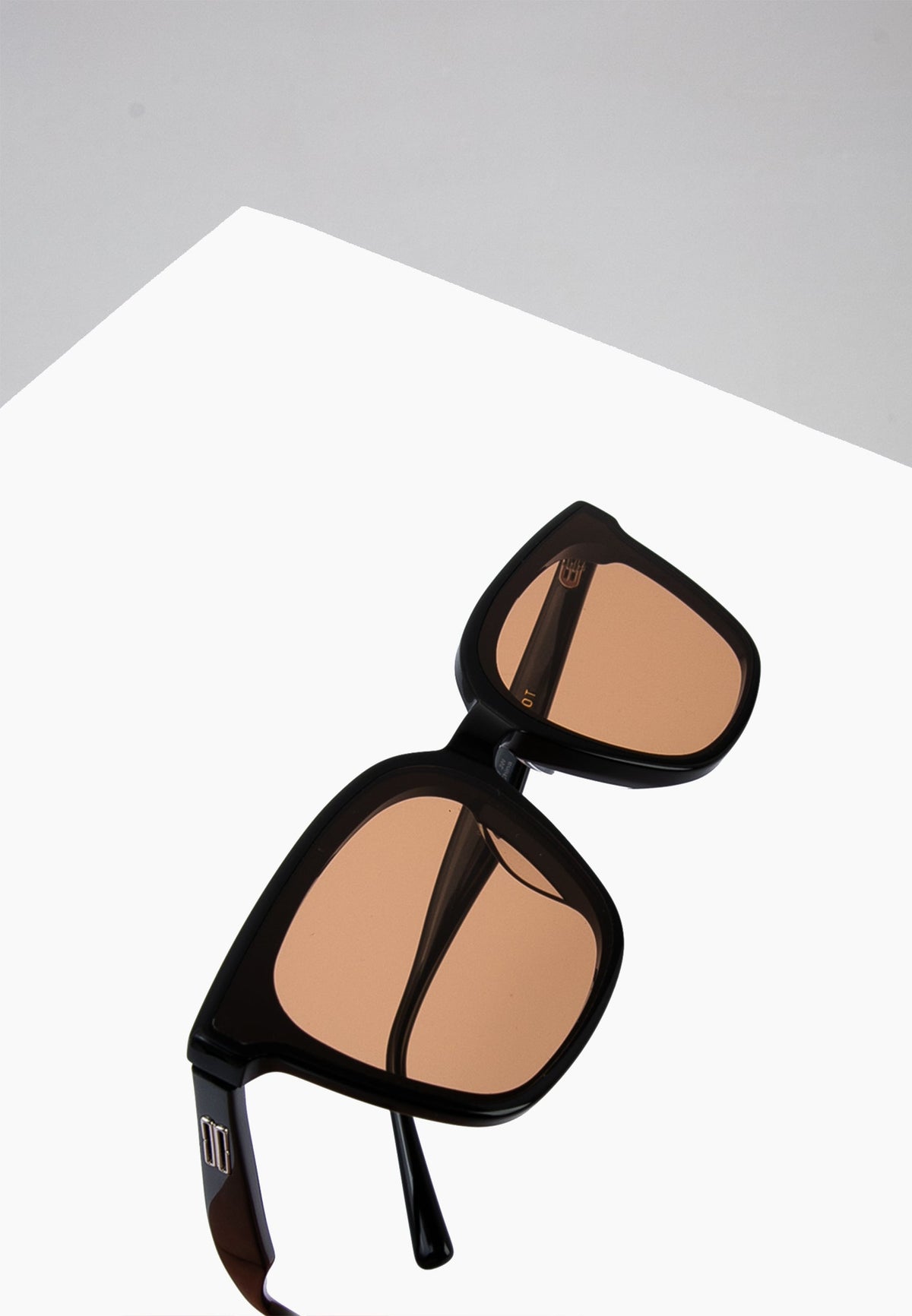 Black Caramel-Lens Sunglasses