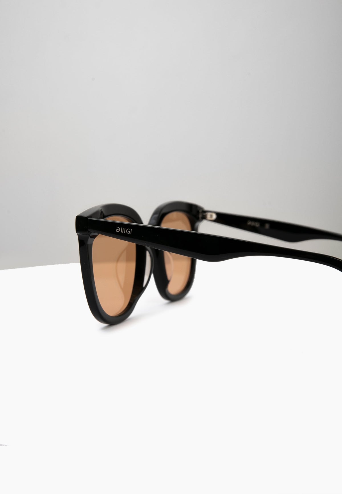 Rounded Square Black Sunglasses