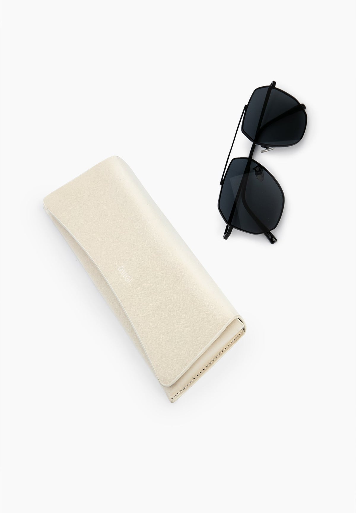 Black Geometric Aviator Sunglasses