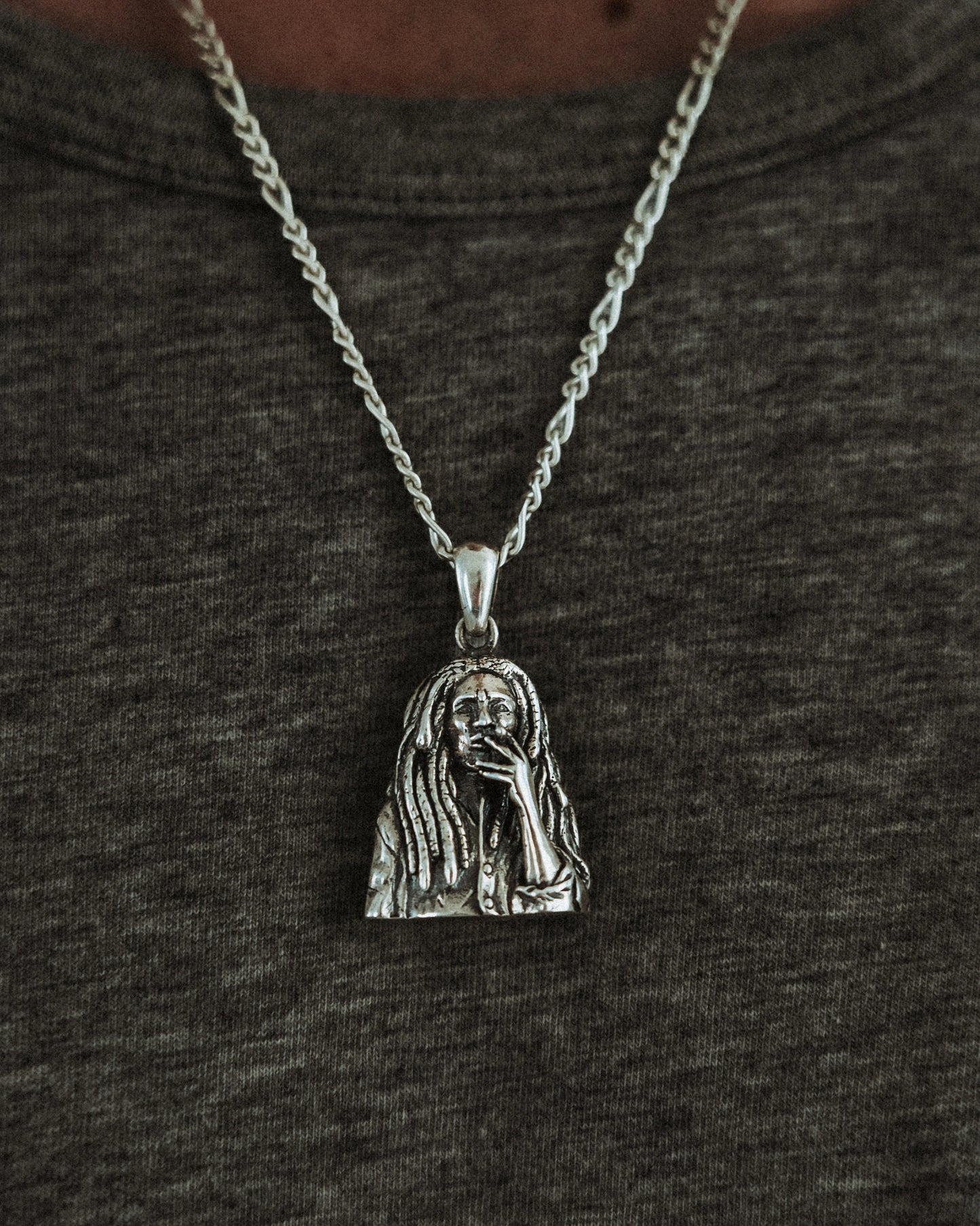 Bob Mafrlet pendant in silver
