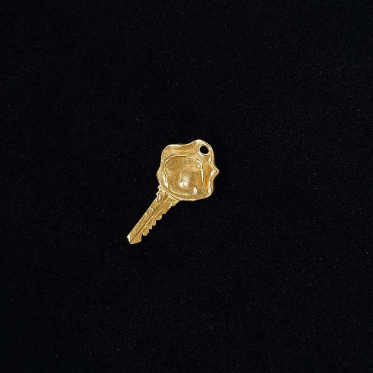 Necklace Nephthys Amulet in Gold
