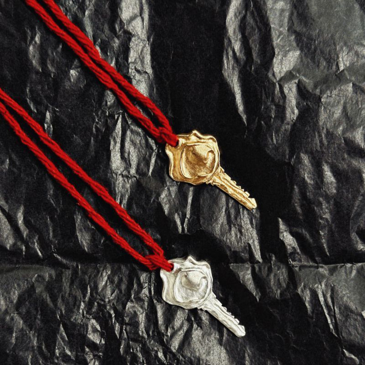 Necklace Nephthys Amulet in Gold