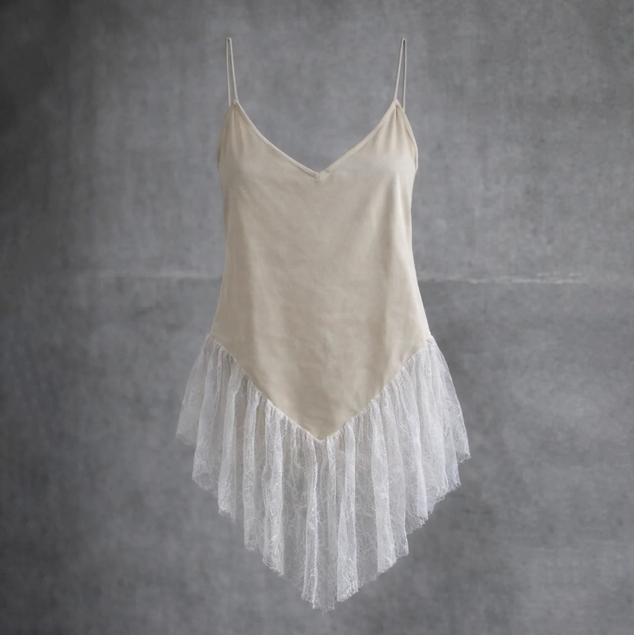 Mutu Lace Top