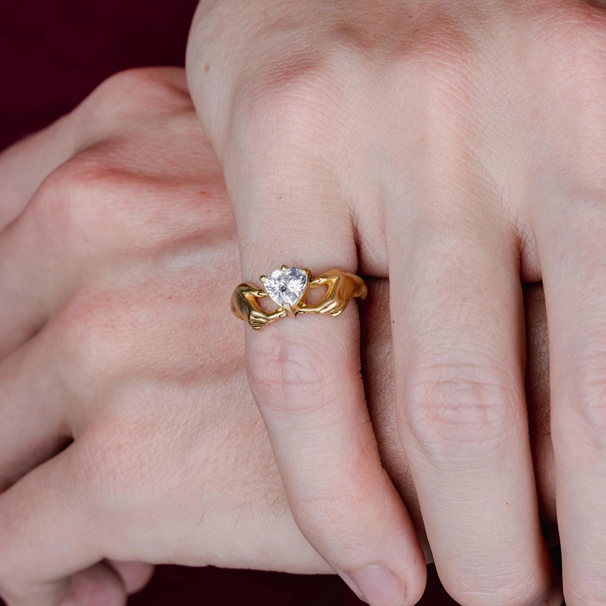 BLUE STONE HAND RING IN GOLD