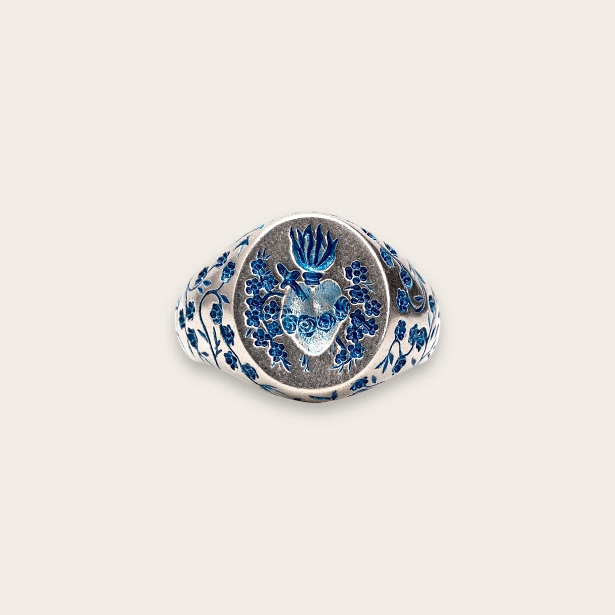 BLUE HEART SIGNET RING IN SILVER