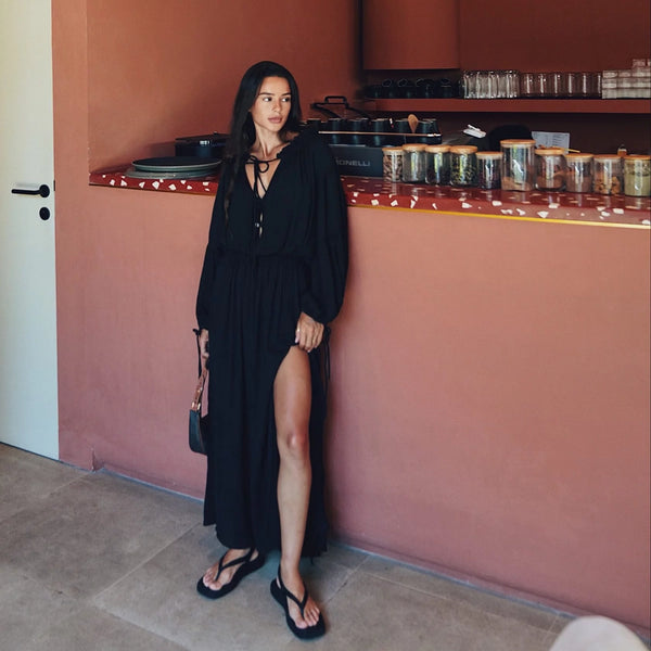 LUNA BLACK RAYON CRINKLE DRESS – Cantik