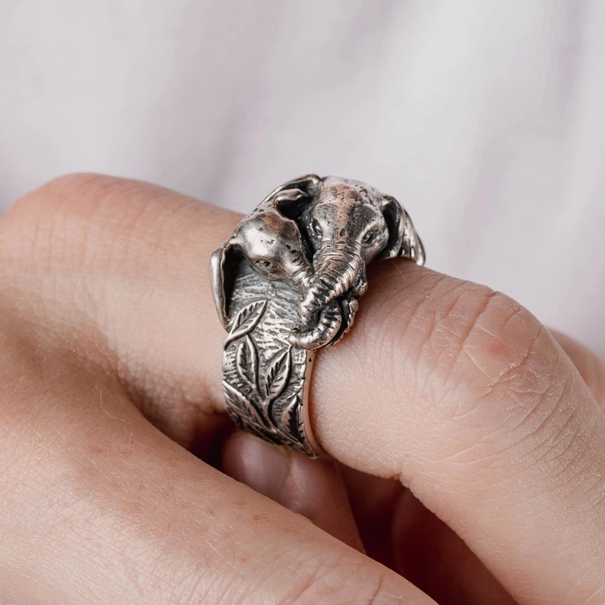 Elephant ring in silver