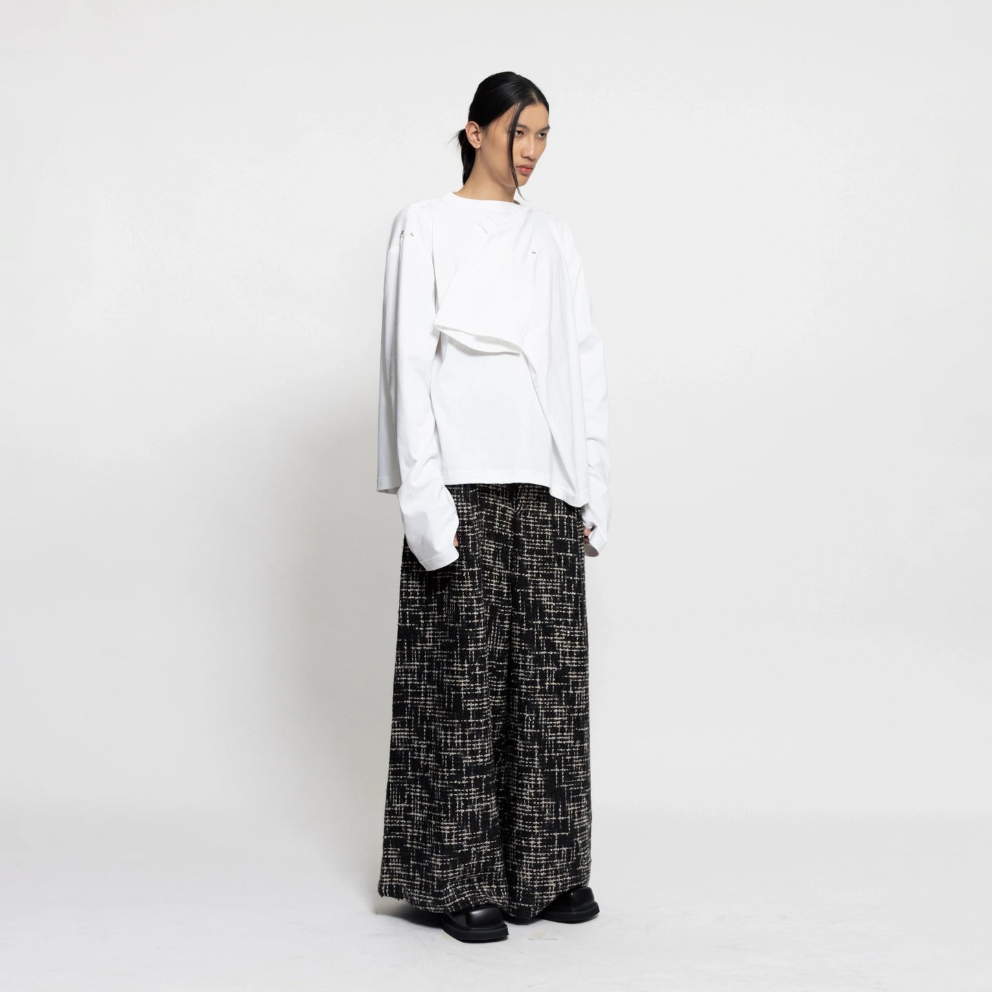 MAZE OVERSIZE TEES WHITE