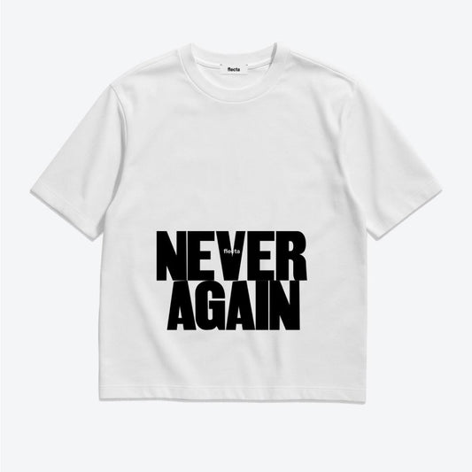 T-shirt NEVER AGAIN In White