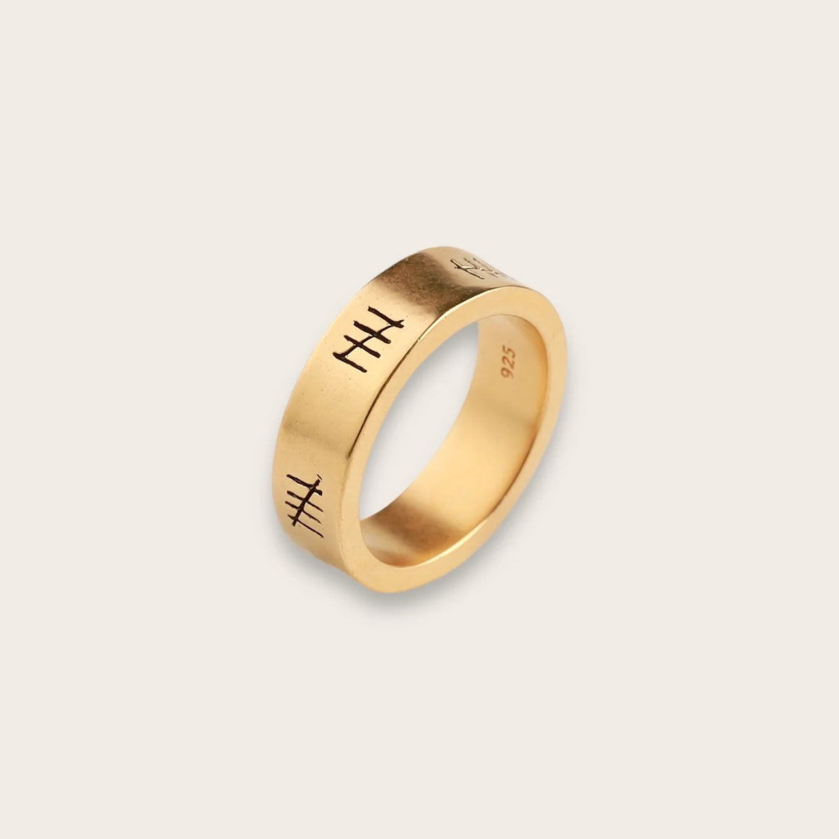 5 LIVES BAND RING IN GOLD