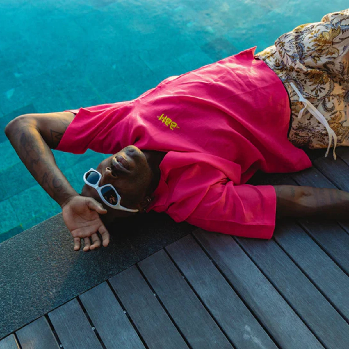 LINEN SHIRT BRIGHT BASE IN NEON PINK