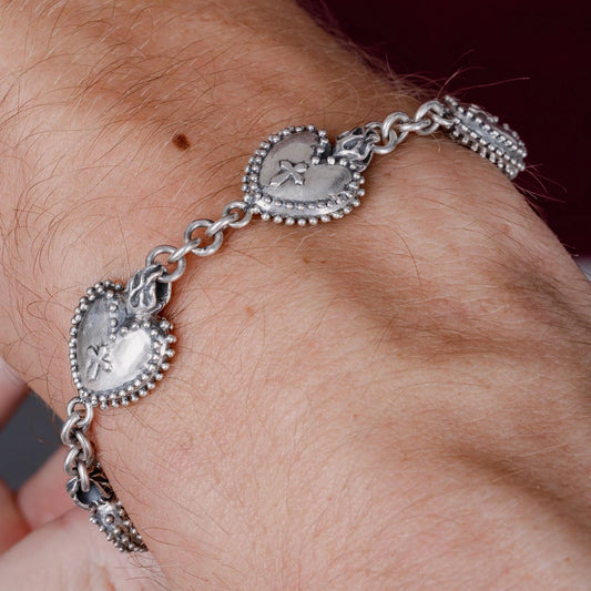 FIREHEART CURB BRACELET IN SILVER