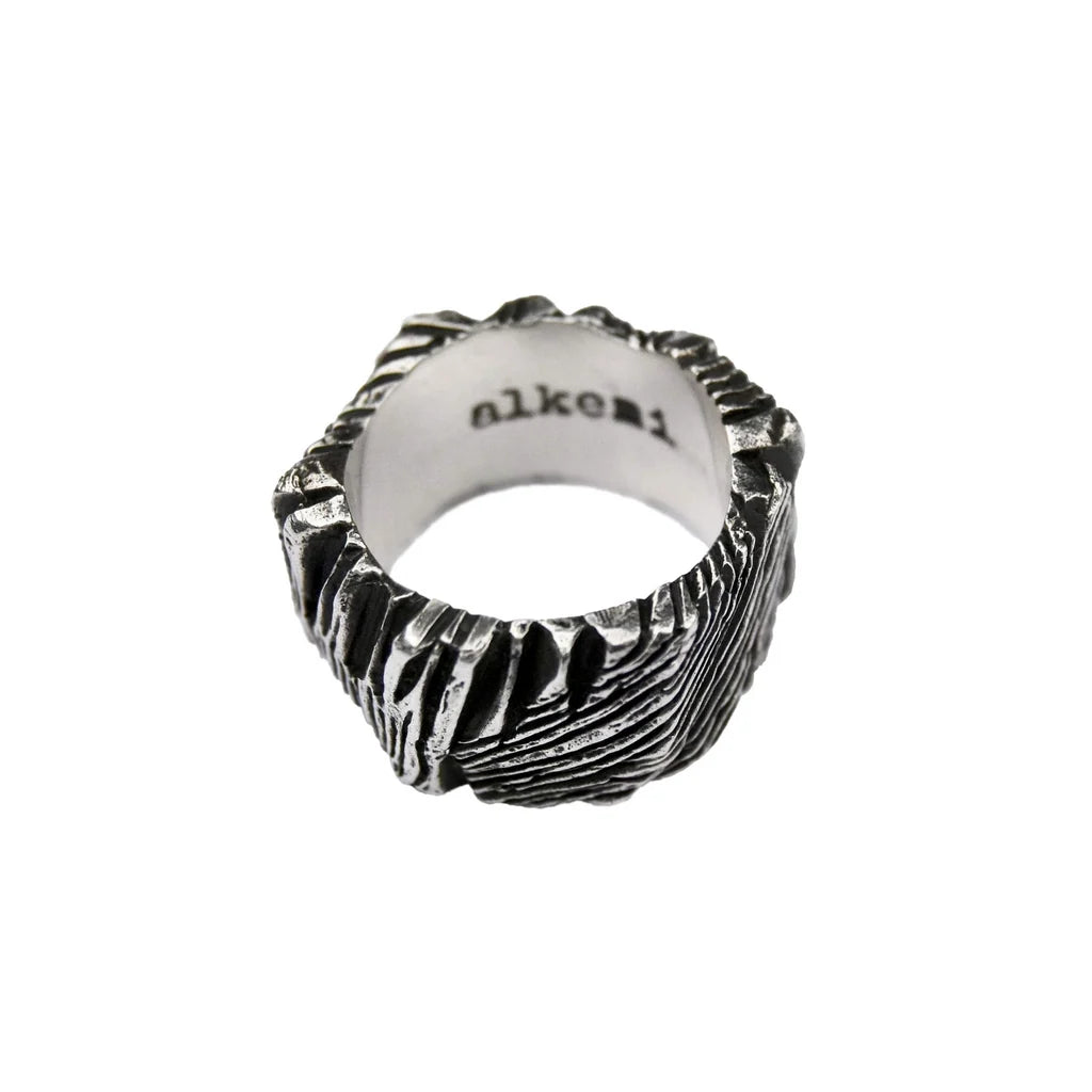 WIDE TREE BARK RING
