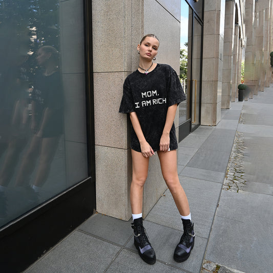 T-shirt "Mom, I'm rich"