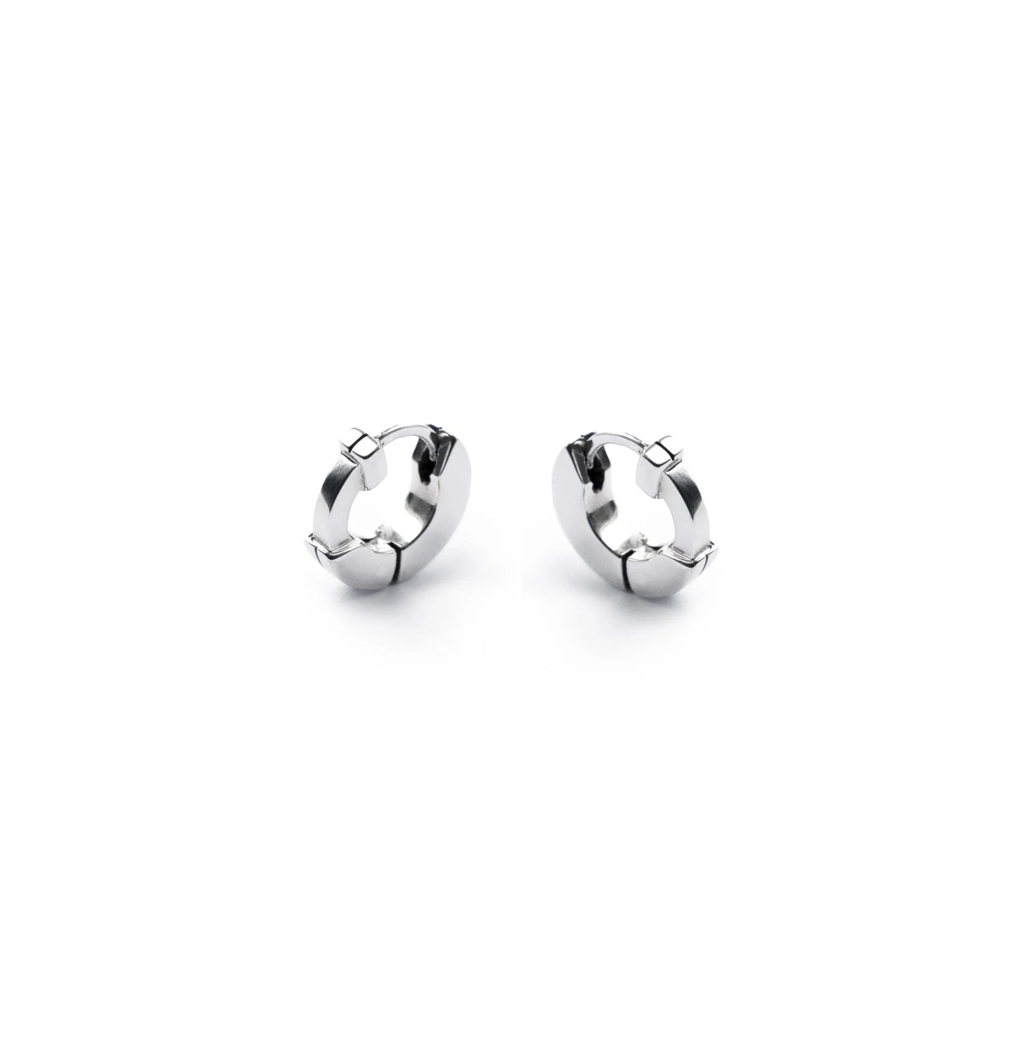 ELEW M EARRING