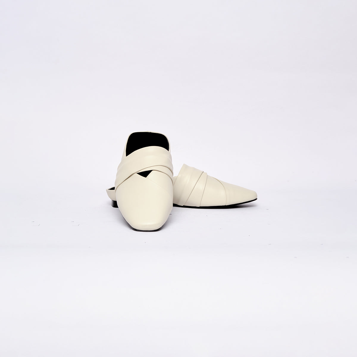 Milky Slippers