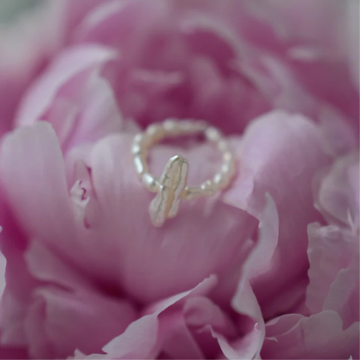 Pearl August Ring