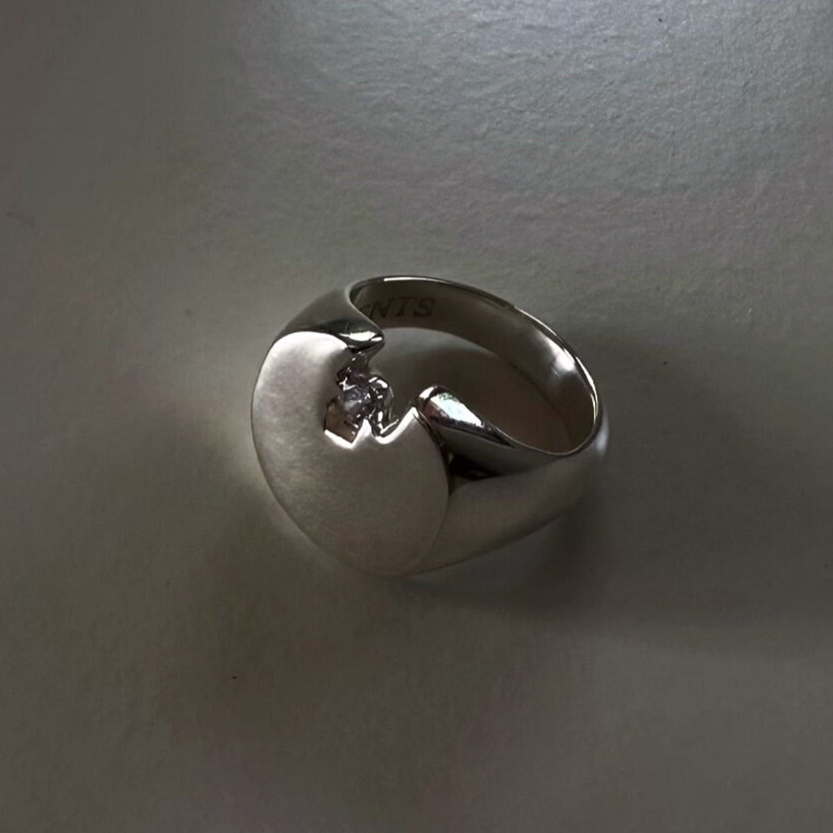 RIFT RING