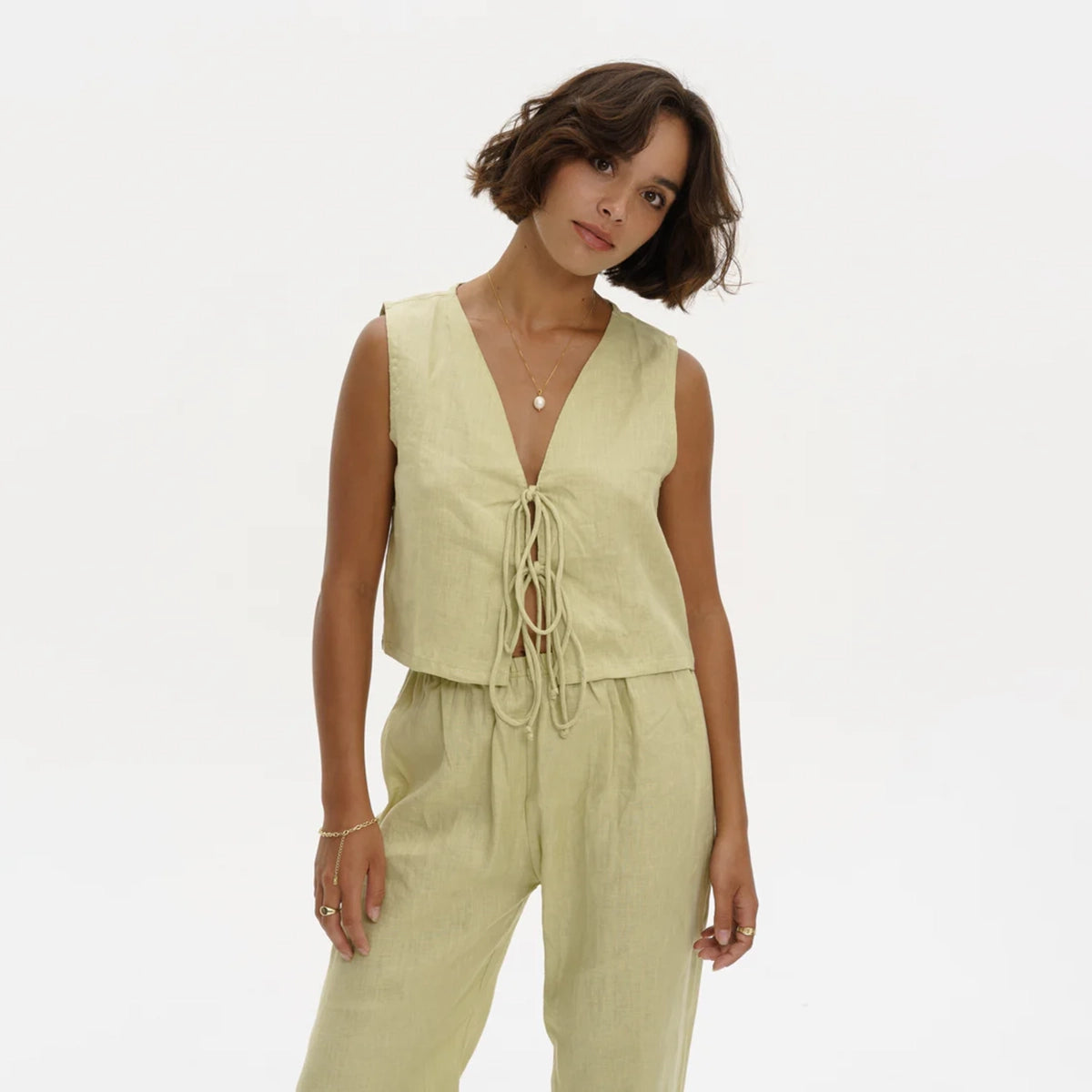 Linen Vest With Tie in Pistachio