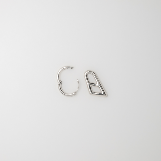 Earring classic with signature link