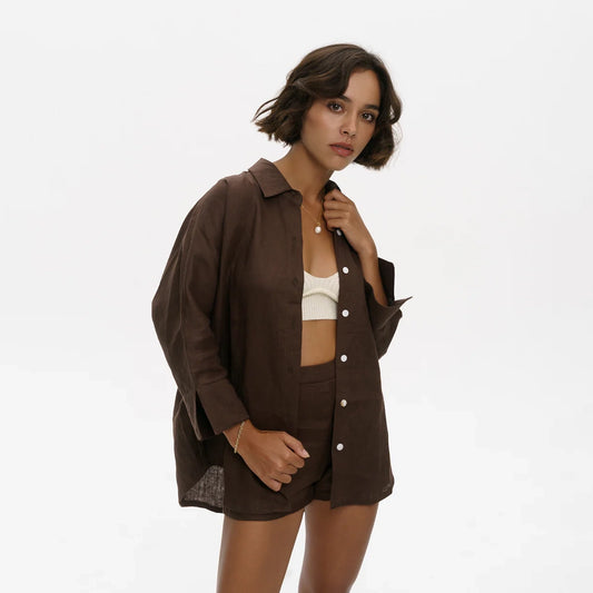 Blooming Linen Shorts in Brown
