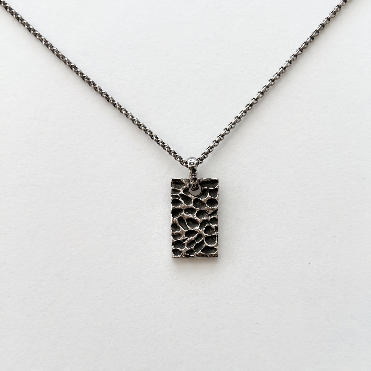 SEA PENDANT NECKLACE