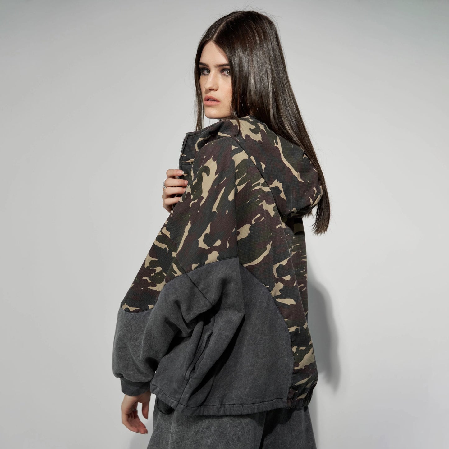 UNISEX TRACK SUIT THE EXPLORER