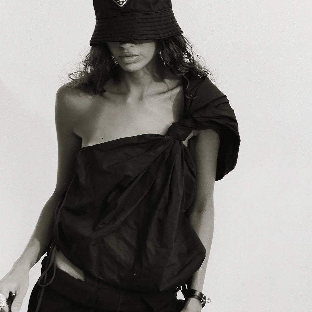 POPLIN TOP IN BLACK