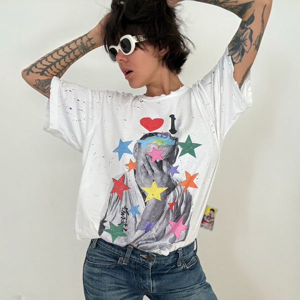I LOVE DOLPHINS DISTRESSED TEE