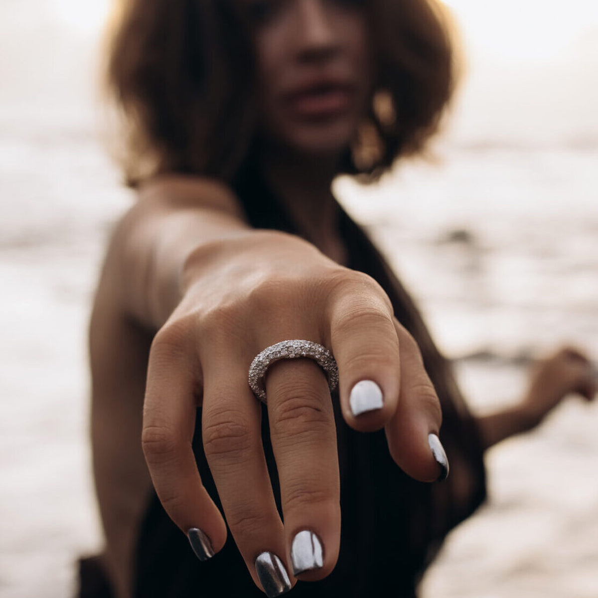 VIVID RING