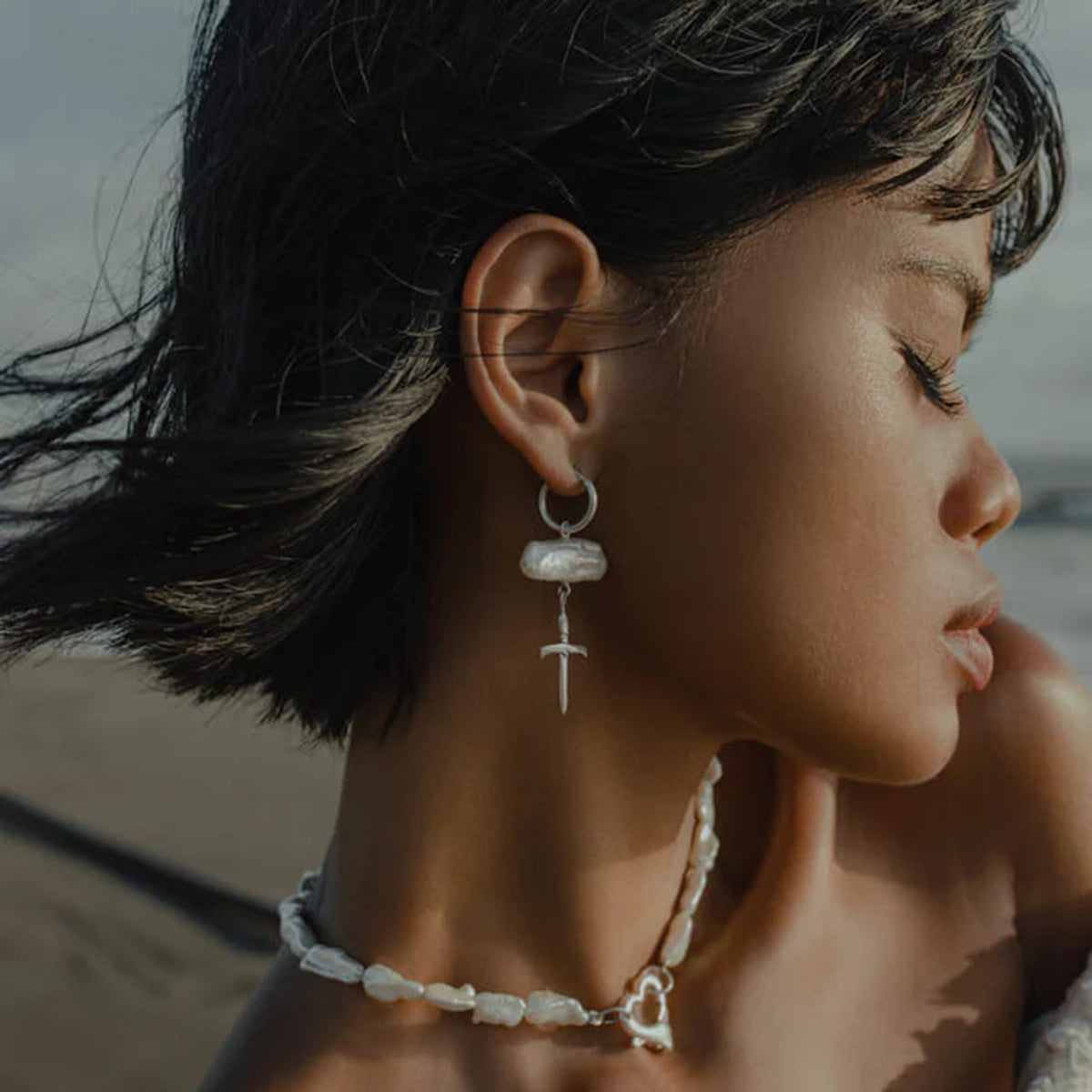 Earrings Rose Pearl Sword