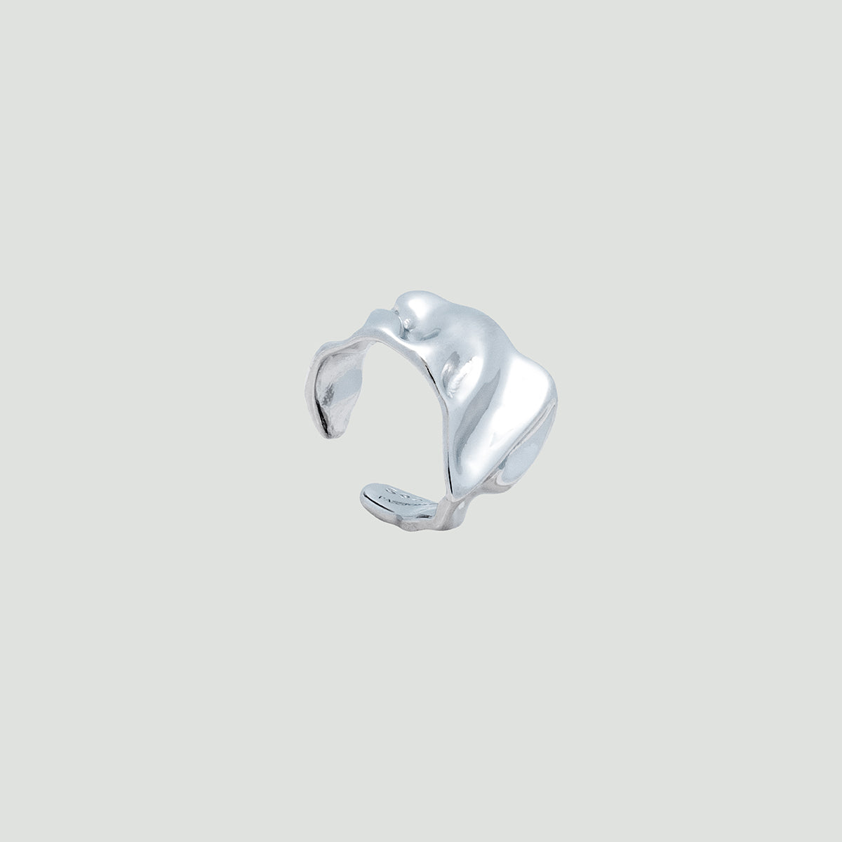 Earcuff Steel Kiss