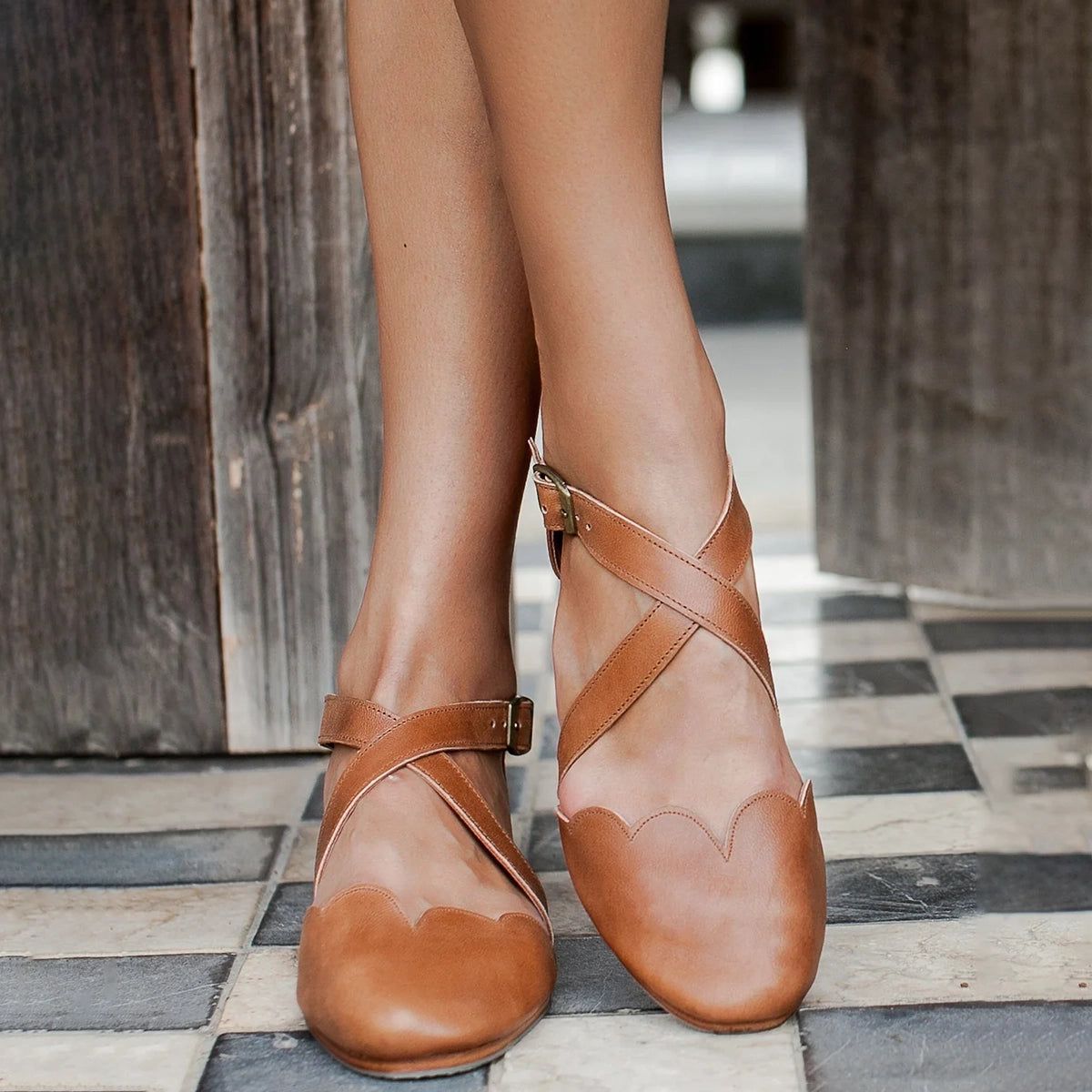 Mangrove Leather Flats In Camel