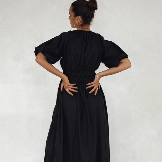 Kezas Maxi Dress In Black